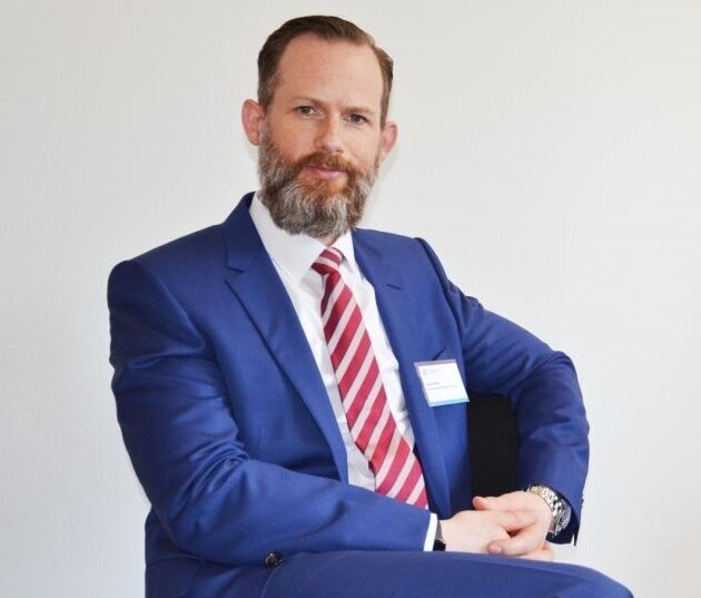 Tobias Müller, Geschäftsleitung Geschäftsbereich Personal von unserem Kunden KfH - Kuratorium für Dialyse und Nierentransplantation e.V.